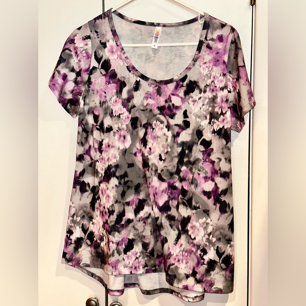 LuLaRoe Classic Tee Purple Gray Floral. Size M